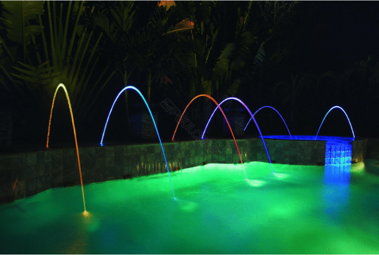 Deck jet water feature in residential pool